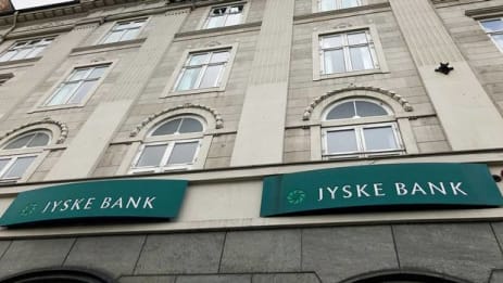 Jyske Bank leverer underskud på knap en milliard kroner 