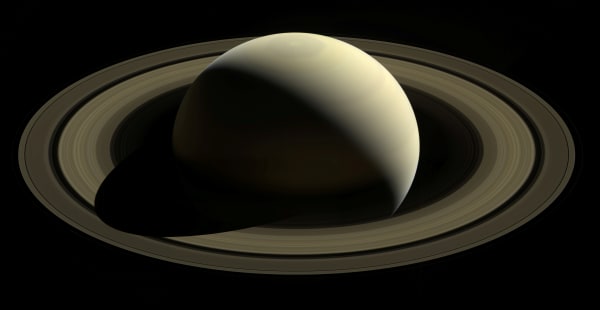 Saturns 20 nye måner mangler navne: Du kan være med til at bestemme dem