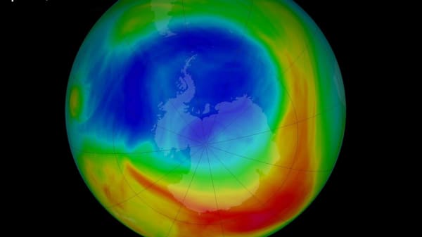 Særlige vejrforhold får ozonhullet til at skrumpe mere end forventet