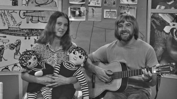 Hun skrev Kaj og Andrea-sange for 45 år siden – nu hædres hun for det