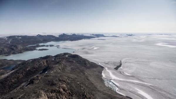 Hedebølge i Arktis: Termometret kravler op over 20 grader 
