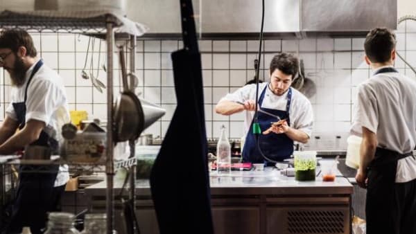 Danske restauranter i opråb: Betal mere for din mad!