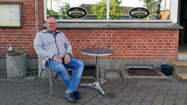 Ole vil have lov at udvide bodegaen, så han kan servere bajere under åben himmel