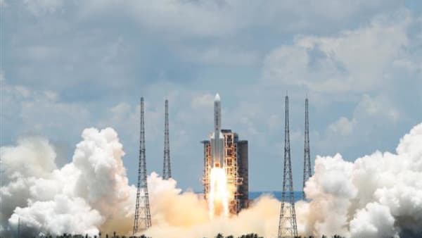 Kapløb med USA: Kina affyrer Mars-sonde med succes 
