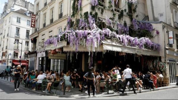 Frankrig forbyder varmelamper på barer: Skal hjælpe klimaet