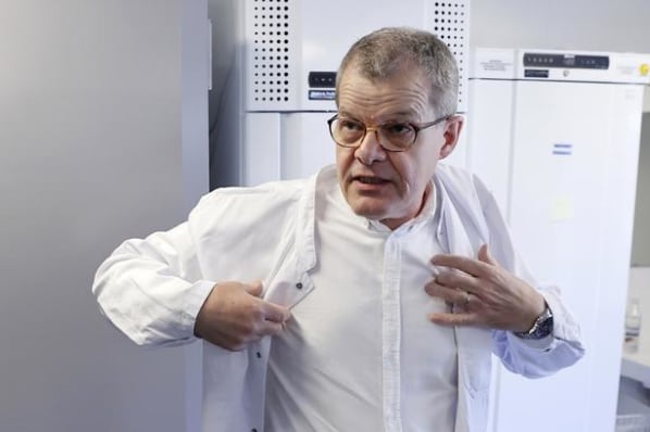 Kåre Mølbak var ikke enig i Sundhedsstyrelsens forbehold, da Danmark blev lukket ned