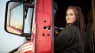 23-årige Anette er blandt den ene procent kvindelige lastbilchauffører: 'Jeg bor i lastbilen fra mandag til fredag'