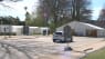 Hvide test-telte skyder op: Rigspolitiet graver og bygger i Fælledparken