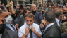 'Libanon er ikke alene': Macron bliver taget godt imod i Beirut og lover at hjælpe